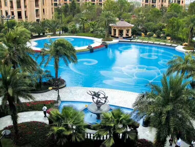 靈巧多變的泳池馬賽克